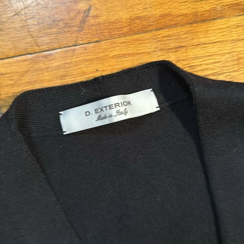 D. EXTERIOR Women's‎ Black Extra Fine Wool Cardigan Elegant Pleated Back Panel S - Picture 5 of 13
